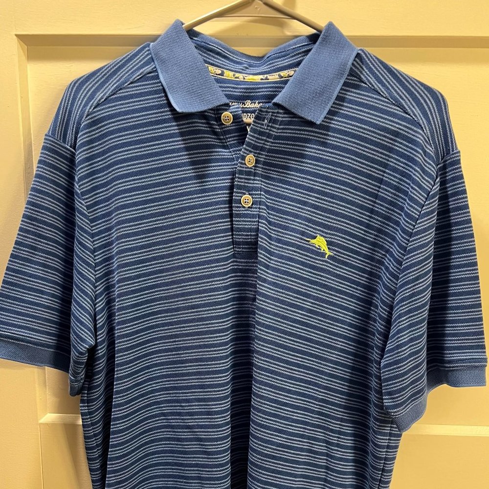 Tommy Bahama ISLANDZONE Men's Medium Blue stripe - USED Great Condition